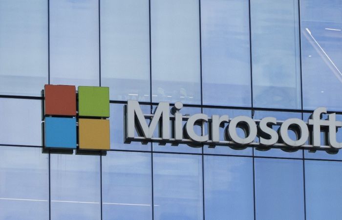image of a skyline building with Microsoft logo on it